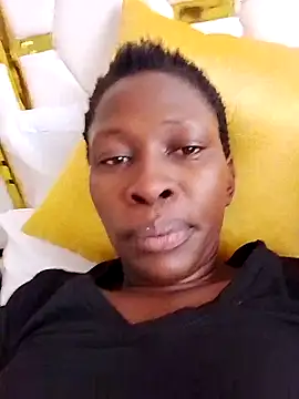 Snapshot of LOVELY-2BERRY chatting on 09/15/25, 06:02 LOVELY-2BERRY online show from 09/15/25, 06:02