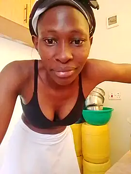 Snapshot of LOVELY-2BERRY chatting on 10/08/25, 05:16 LOVELY-2BERRY online show from 10/08/25, 05:16