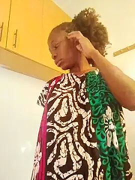 Snapshot of LOVELY-2BERRY chatting on 11/01/25, 05:31 LOVELY-2BERRY online show from 11/01/25, 05:31