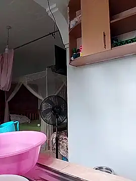 Snapshot of LOVELY-2BERRY chatting on 01/15/26, 04:28 LOVELY-2BERRY online show from 01/15/26, 04:28