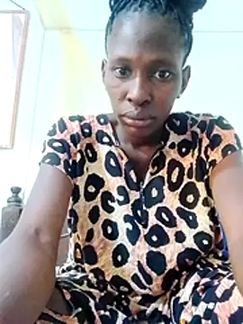 Snapshot of LOVELY-2BERRY chatting on 02/13/26, 05:03 LOVELY-2BERRY online show from 02/13/26, 05:03