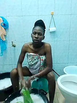 Snapshot of LOVELY-2BERRY chatting on 02/22/26, 05:40 LOVELY-2BERRY online show from 02/22/26, 05:40