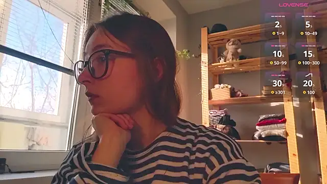 monlight  dana online show from 03/04/26, 01:50