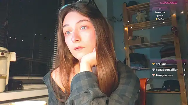 monlight  dana online show from 03/28/26, 06:40