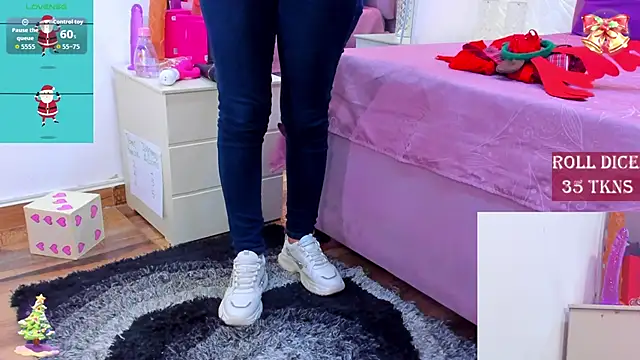 Charlotte Ice1 online show from 12/22/25, 05:32