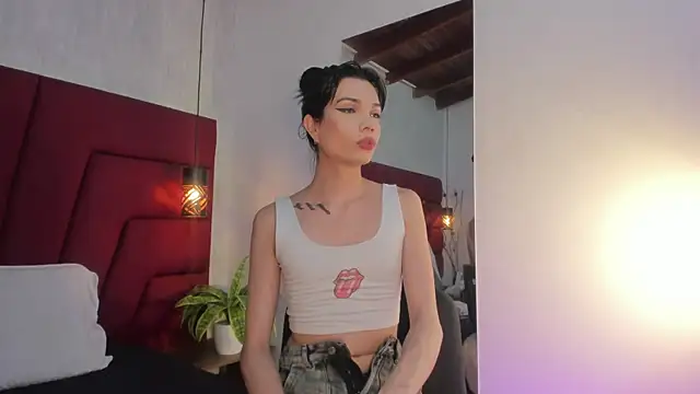 LadyLuminary online show from 01/07/26, 07:38