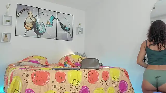 Snapshot of wendy_alejo1712 chatting on 01/06/25, 10:37 wendy alejo1712 online show from 01/06/25, 10:37