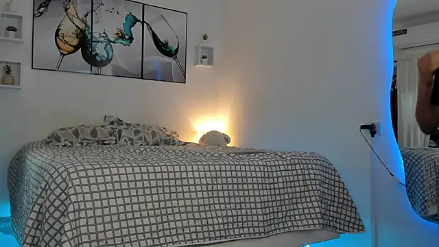 Snapshot of wendy_alejo1712 chatting on 01/26/25, 12:48 wendy alejo1712 online show from 01/26/25, 12:48