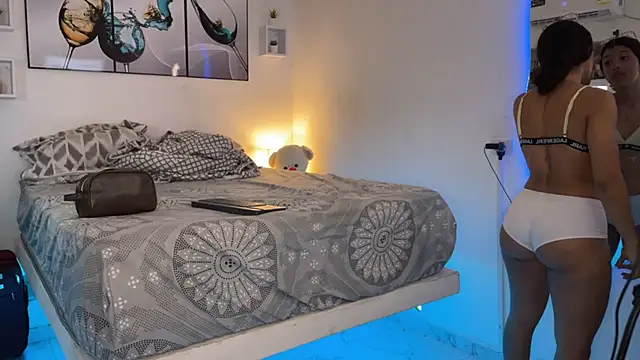 Snapshot of wendy_alejo1712 chatting on 02/06/25, 12:33 wendy alejo1712 online show from 02/06/25, 12:33