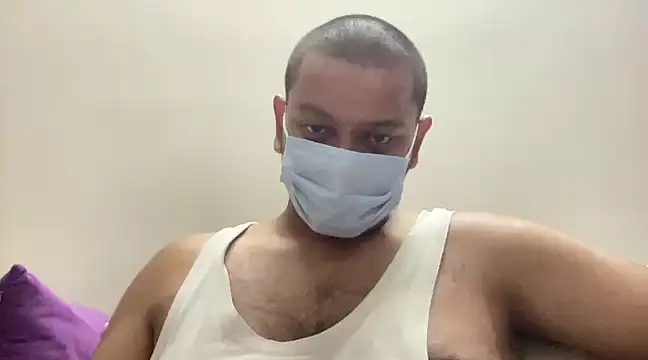 Snapshot of indianhotche chatting on 01/15/25, 07:44 indianhotche online show from 01/15/25, 07:44