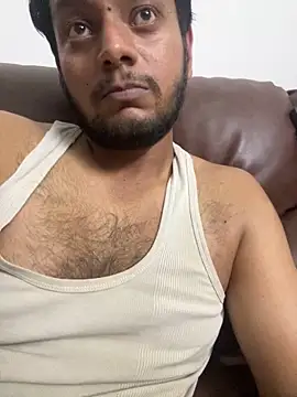 Snapshot of indianhotche chatting on 12/16/25, 07:19 indianhotche online show from 12/16/25, 07:19