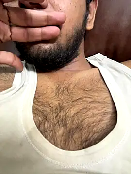 Snapshot of indianhotche chatting on 12/21/25, 08:05 indianhotche online show from 12/21/25, 08:05