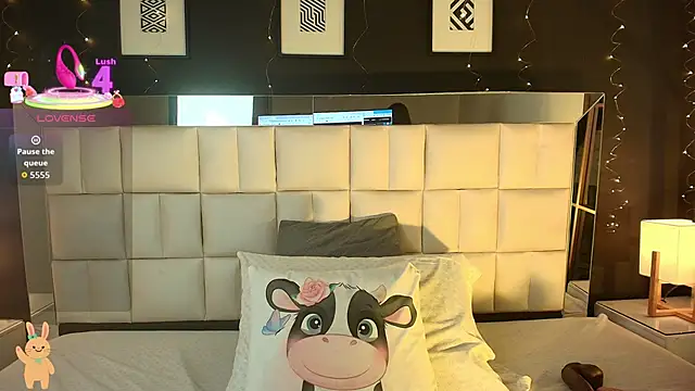 lisa casper online show from 09/30/25, 01:05