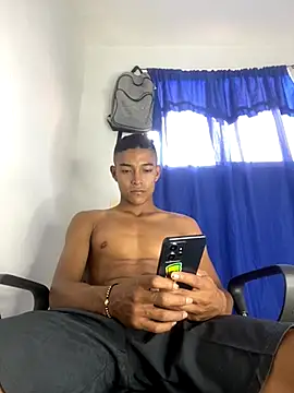 Demiansteven2 online show from 10/27/25, 08:46