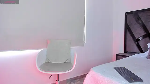 CandyMeyerss  online show from 01/31/25, 09:37