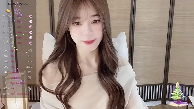 Yuuuuuly online show from 12/26/24, 03:42