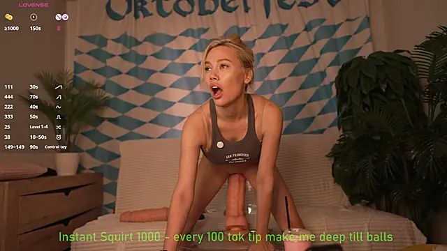 Snapshot of Bestie_Online chatting on 09/28/25, 06:19 Bestie Online online show from 09/28/25, 06:19