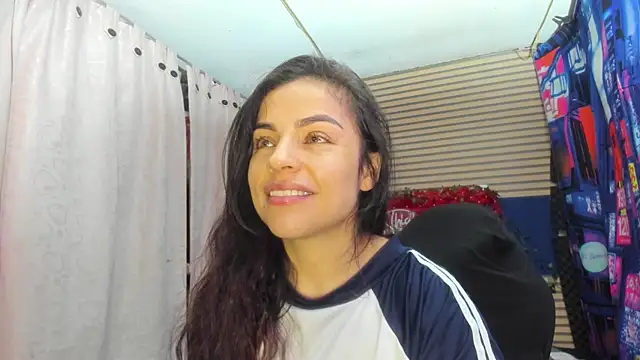Snapshot of rosse_2504 chatting on 07/15/26, 12:43 rosse 2504 online show from 07/15/26, 12:43