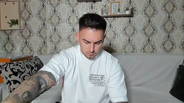 Jonmusclemaster online show from 12/14/24, 09:13