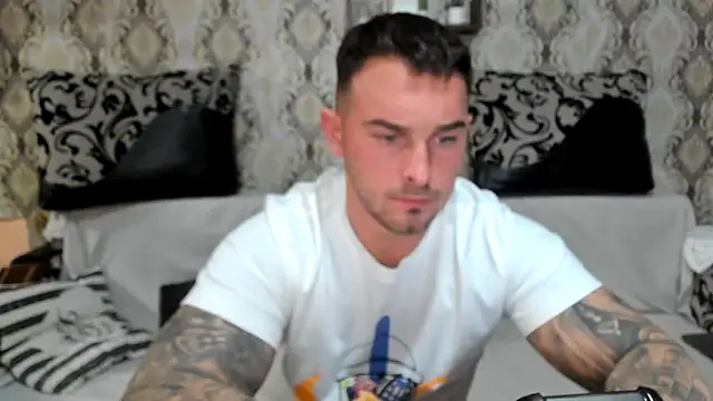 Jonmusclemaster online show from 11/14/25, 08:29