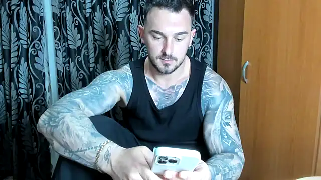 Jonmusclemaster online show from 04/17/26, 07:39