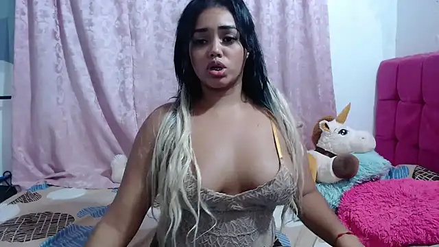 kiara milf  online show from 03/21/25, 01:24