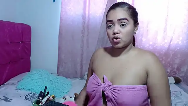 kiara milf  online show from 09/25/25, 07:50