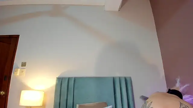 AlissaNix online show from 02/25/26, 12:31