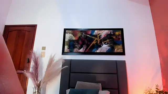 AlissaNix online show from 04/25/26, 12:57