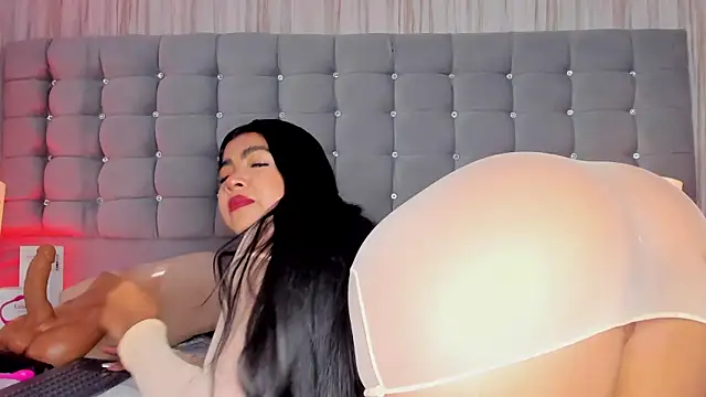 Poacahontasfg online show from 02/07/25, 03:55