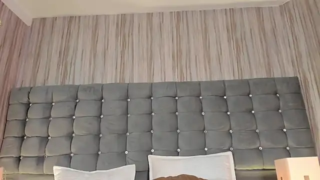 Poacahontasfg online show from 11/29/25, 04:04