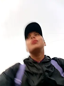  andrea30 online show from 11/05/25, 11:21