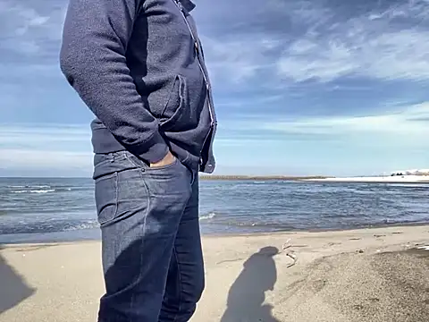 ge3noxxx online show from 02/25/25, 05:52