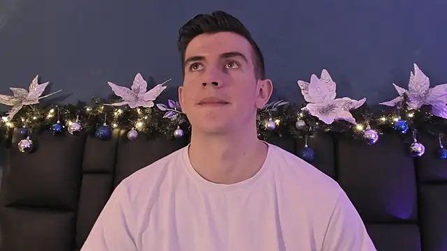 MikaelSlow online show from 12/21/25, 05:47