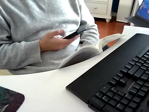 big-pig online show from 01/02/25, 12:23