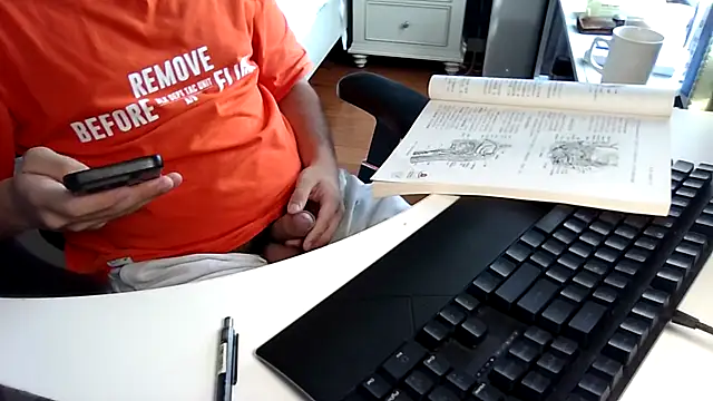 big-pig online show from 10/05/25, 04:55