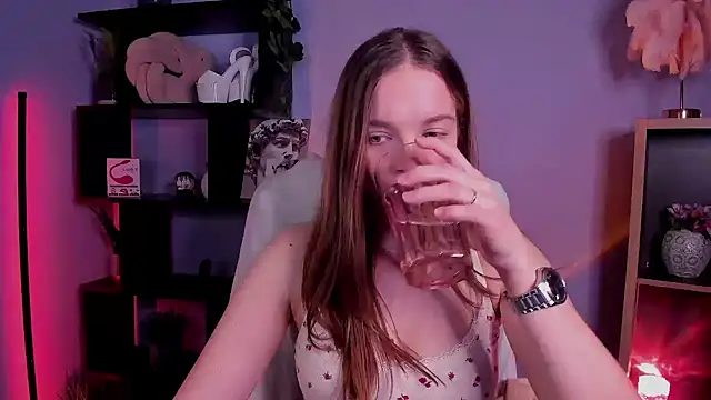 kenzie x online show from 12/31/24, 10:26