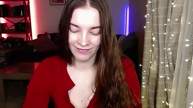Snapshot of kenzie_x chatting on 02/07/26, 05:44 kenzie x online show from 02/07/26, 05:44