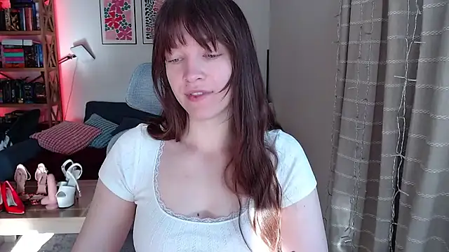 Snapshot of kenzie_x chatting on 04/08/26, 06:24 kenzie x online show from 04/08/26, 06:24