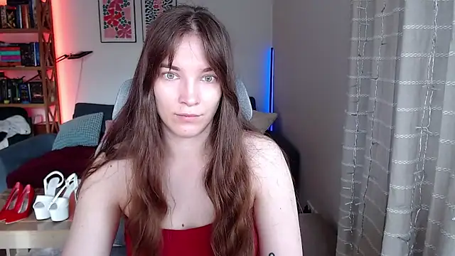Snapshot of kenzie_x chatting on 04/30/26, 06:09 kenzie x online show from 04/30/26, 06:09