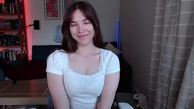 Snapshot of kenzie_x chatting on 05/11/26, 06:19 kenzie x online show from 05/11/26, 06:19