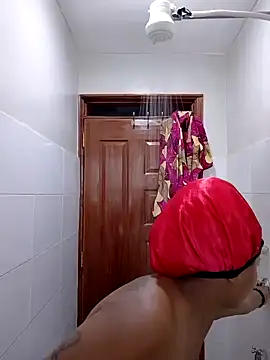 SquirtQueen222 online show from 01/04/25, 03:28