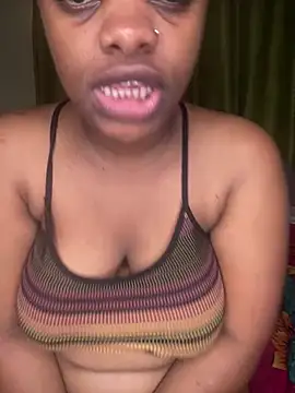 nur lin online show from 02/17/25, 05:25