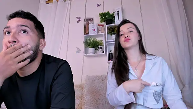 Snapshot of Idara_and_Edahi01 chatting on 03/21/25, 03:22 Idara and Edahi01 online show from 03/21/25, 03:22