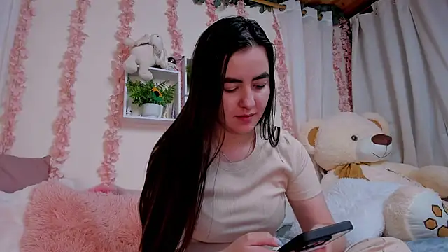 Snapshot of Idara_and_Edahi01 chatting on 10/09/25, 05:00 Idara and Edahi01 online show from 10/09/25, 05:00