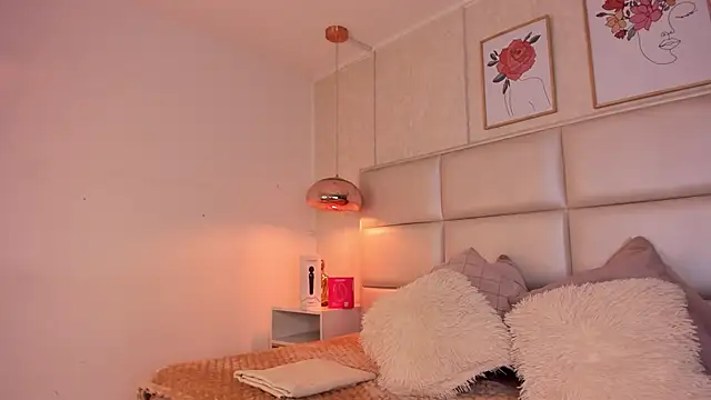 Aily Yozuko online show from 10/03/25, 02:52