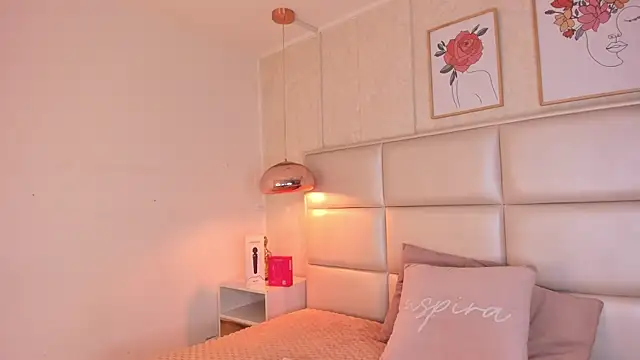 Aily Yozuko online show from 01/08/26, 02:47