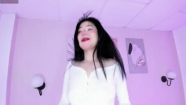 Snapshot of GENNESIS_LOVE chatting on 12/11/24, 02:41 GENNESIS LOVE online show from 12/11/24, 02:41