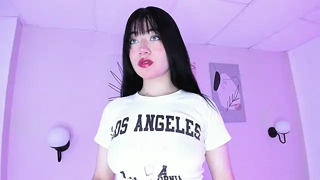 Snapshot of GENNESIS_LOVE chatting on 12/31/24, 01:15 GENNESIS LOVE online show from 12/31/24, 01:15