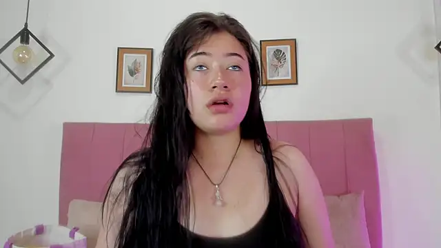 Snapshot of GENNESIS_LOVE chatting on 09/12/25, 12:11 GENNESIS LOVE online show from 09/12/25, 12:11